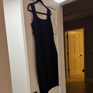 Elegant Black Sleeveless Dress